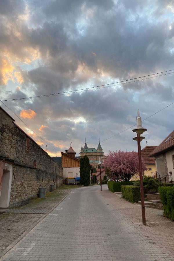 Apartments Hradny Mur Bojnice Zewnętrze zdjęcie